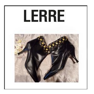 NWT Vintage  alerted of Italy black & gold ankle boots 37/7